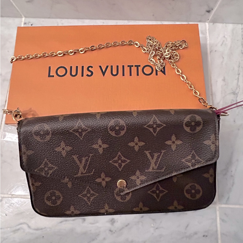 FÉLICIE POCHETTE Louis Vuitton